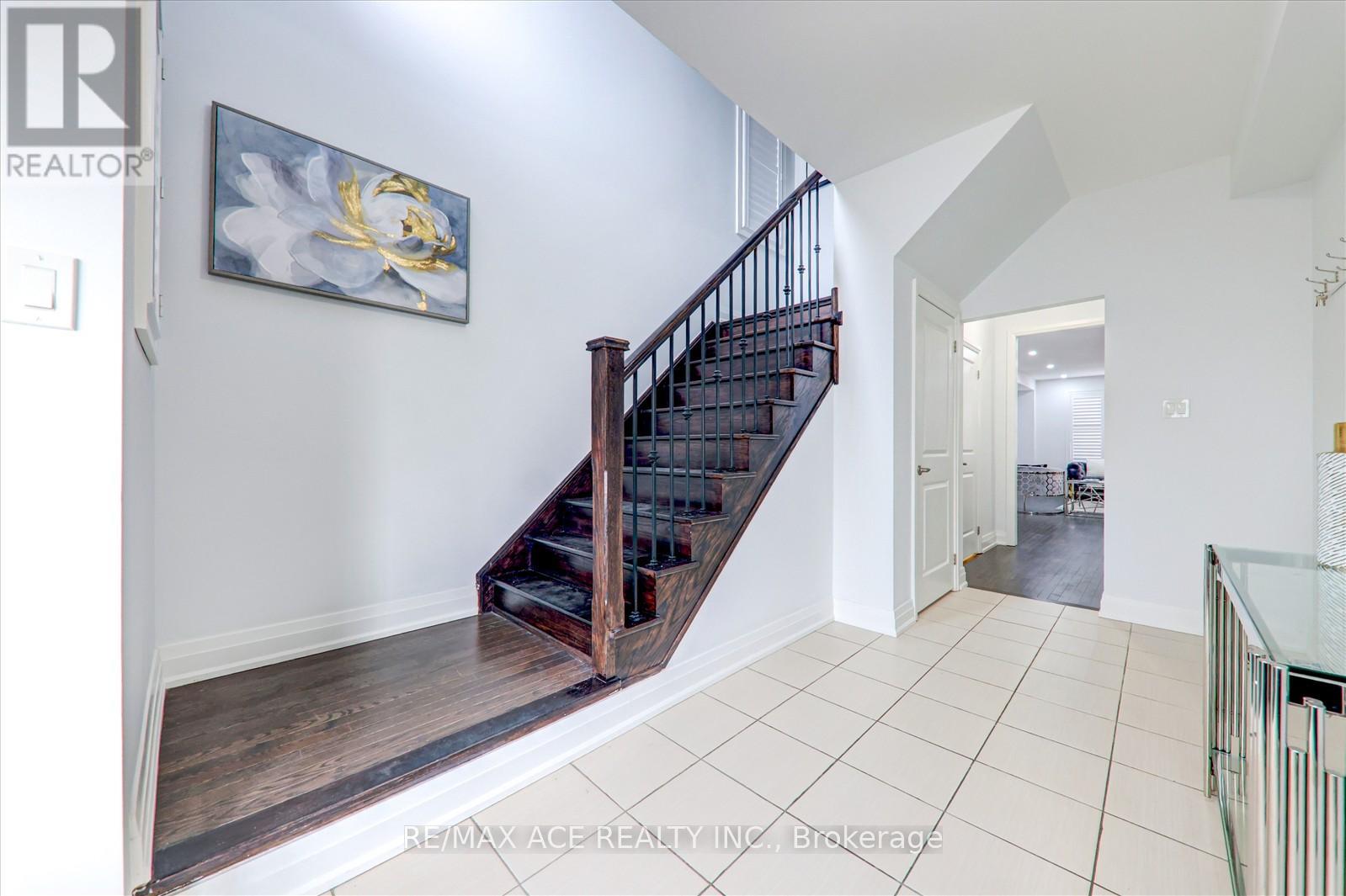 Photo 17 of 27 Hassard Short Lane, Ajax ON