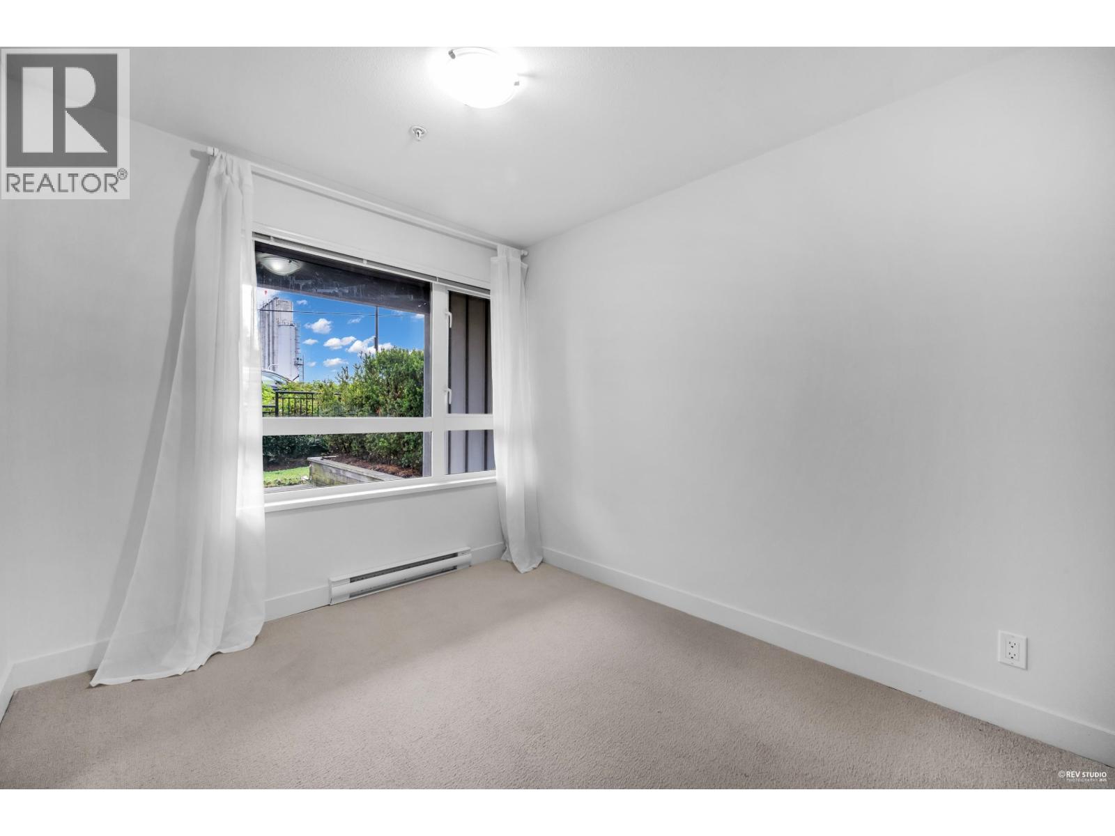 Photo 22 of 125 7088 14th Avenue, Burnaby BC