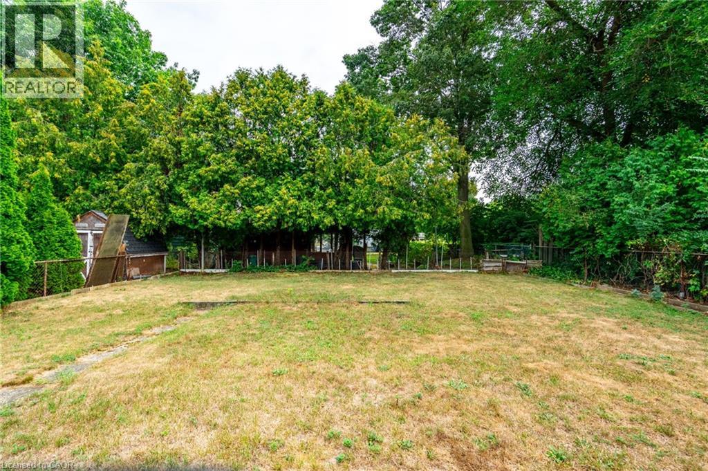 Photo 7 of 961 Danforth Avenue, Burlington ON