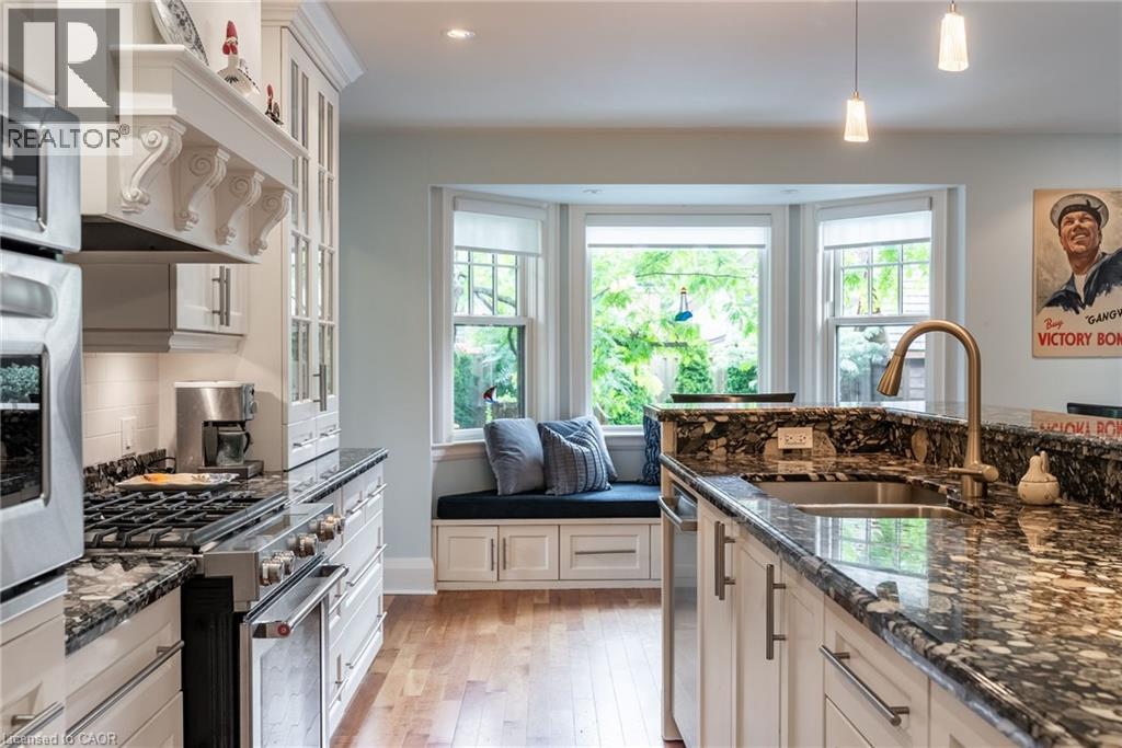 Photo 45 of 158 Dalewood Crescent, Hamilton ON