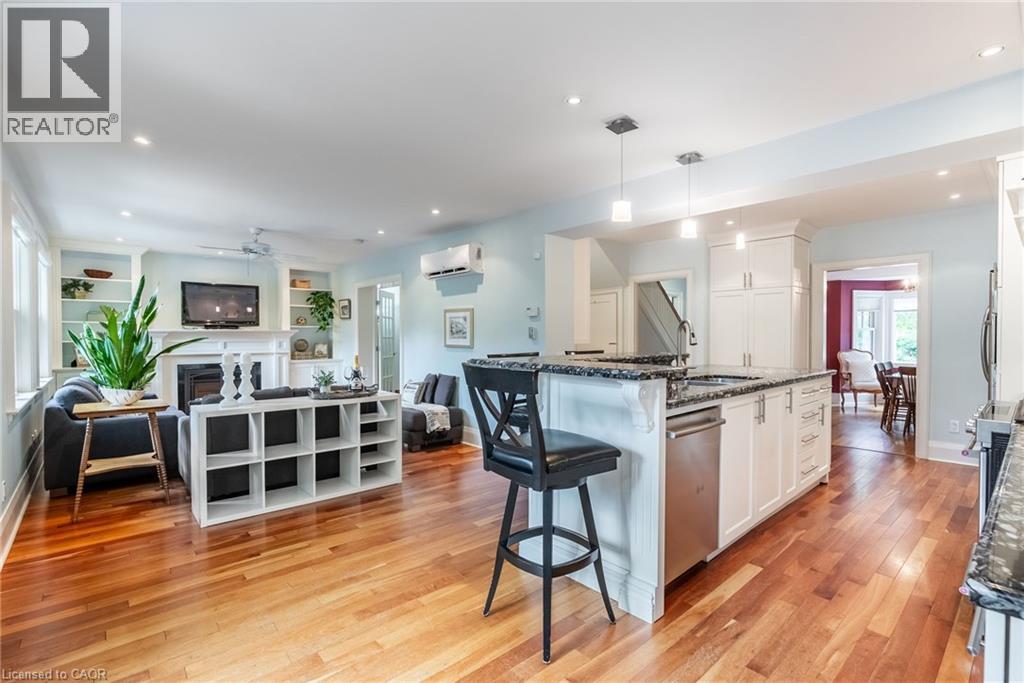 Photo 21 of 158 Dalewood Crescent, Hamilton ON