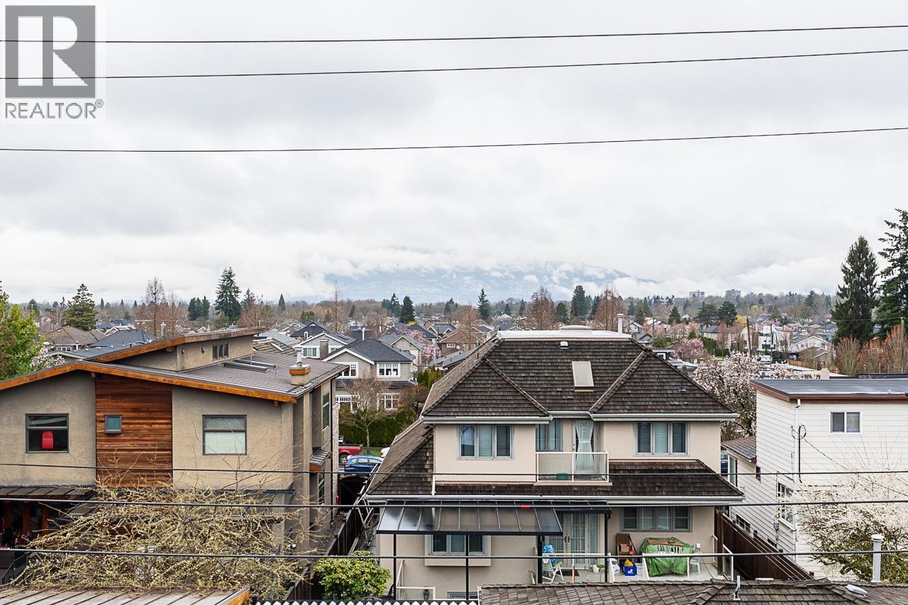 Photo 17 of 2 2837 Oliver Crescent, Vancouver BC