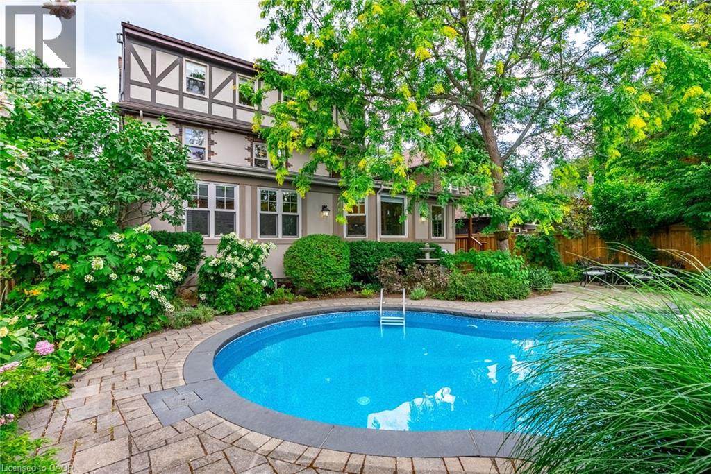 Photo 23 of 158 Dalewood Crescent, Hamilton ON