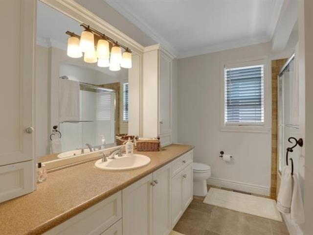 Photo 10 of 5884 164 A Street, Surrey BC