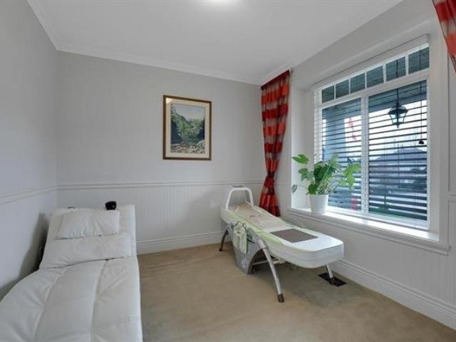 Photo 7 of 5884 164 A Street, Surrey BC