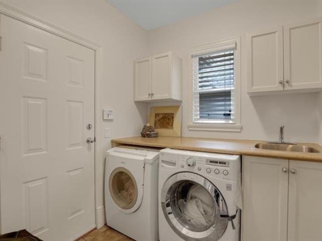 Photo 9 of 5884 164 A Street, Surrey BC