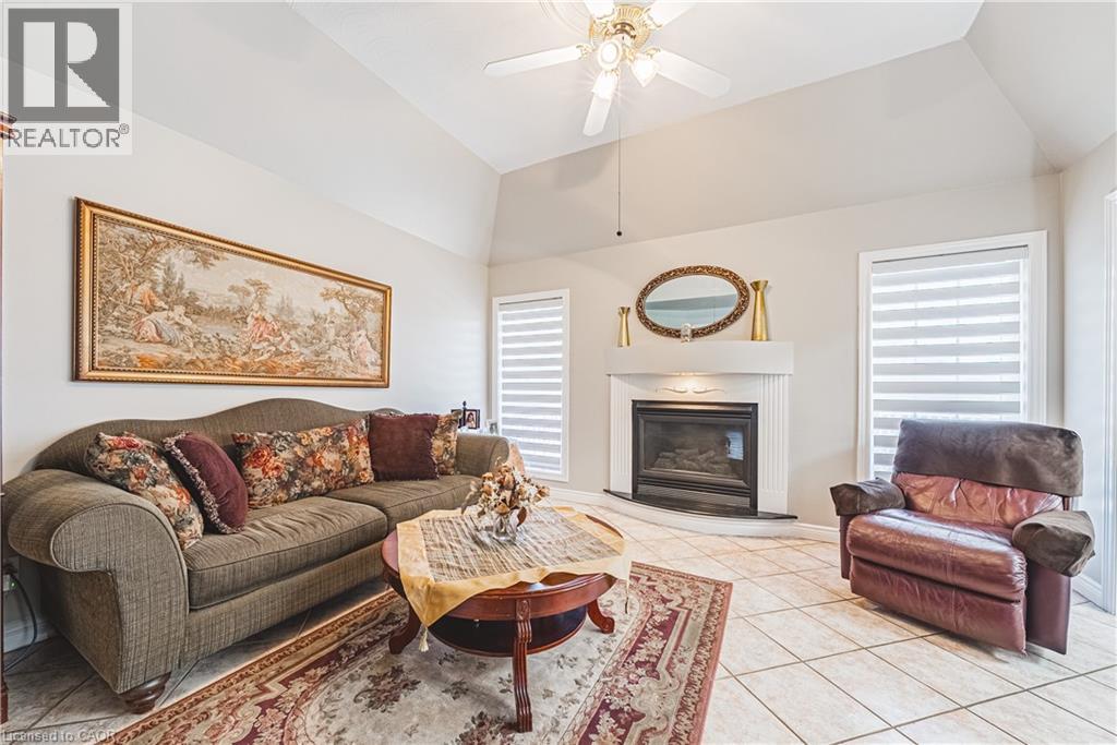 Photo 19 of 65 Mount Pleasant Drive, Hamilton ON
