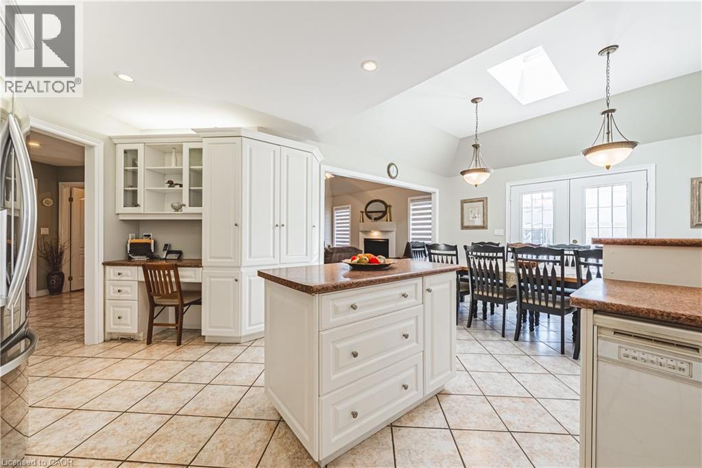 Photo 21 of 65 Mount Pleasant Drive, Hamilton ON