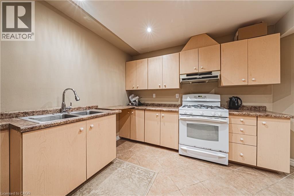 Photo 39 of 65 Mount Pleasant Drive, Hamilton ON