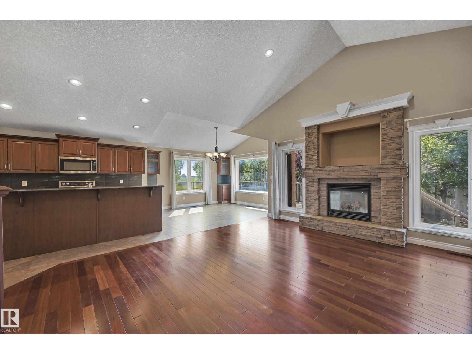 Photo 34 of 1213 Adamson Dr Sw, Edmonton AB