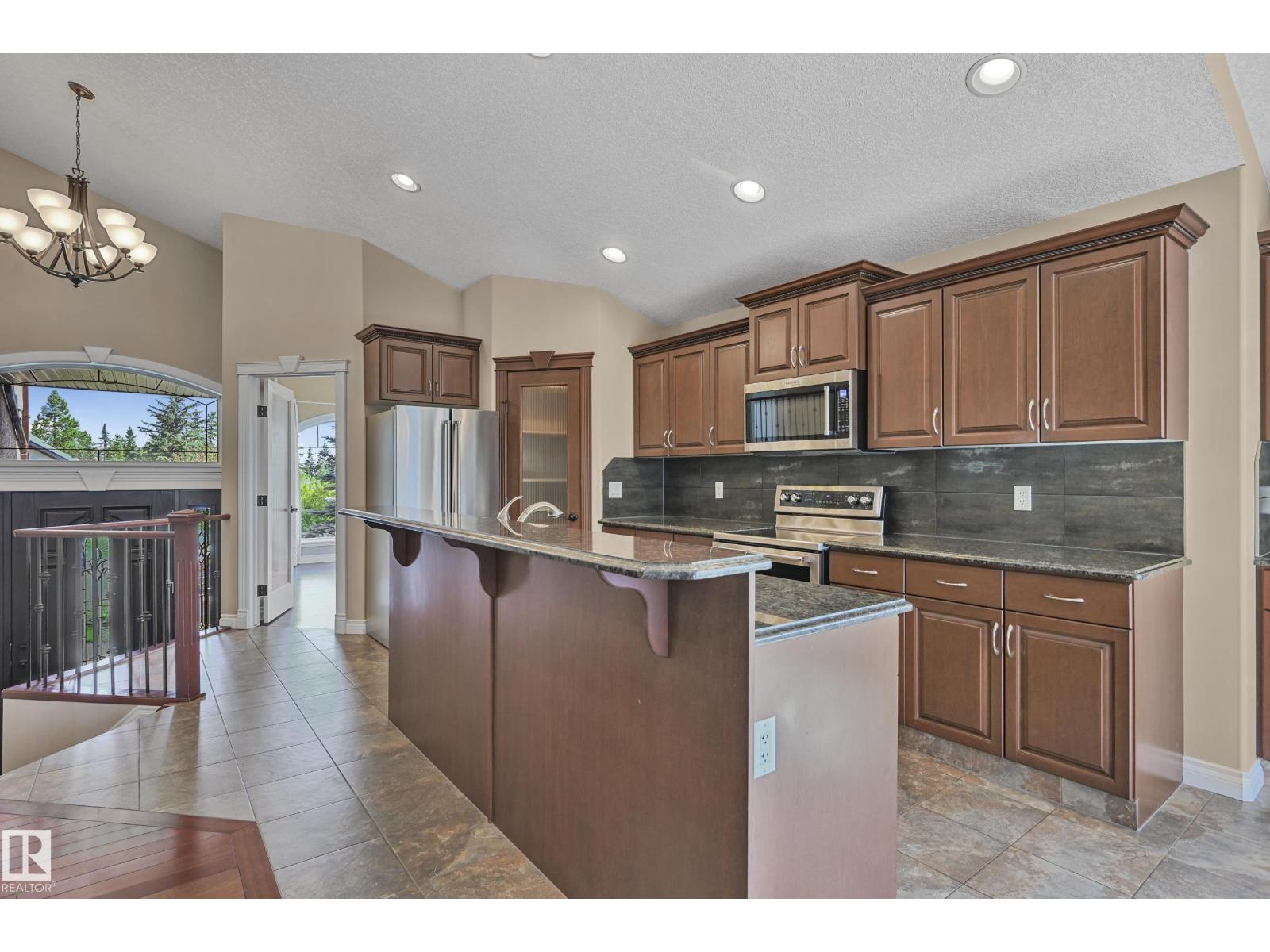 Photo 36 of 1213 Adamson Dr Sw, Edmonton AB