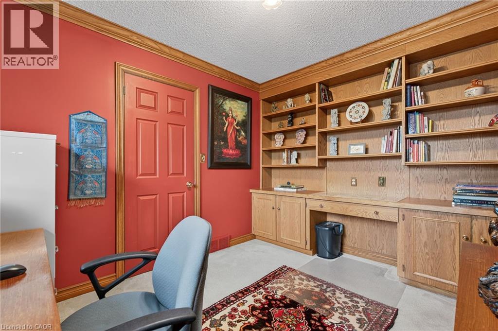 Photo 9 of 64 Summerdale Place, Ancaster ON