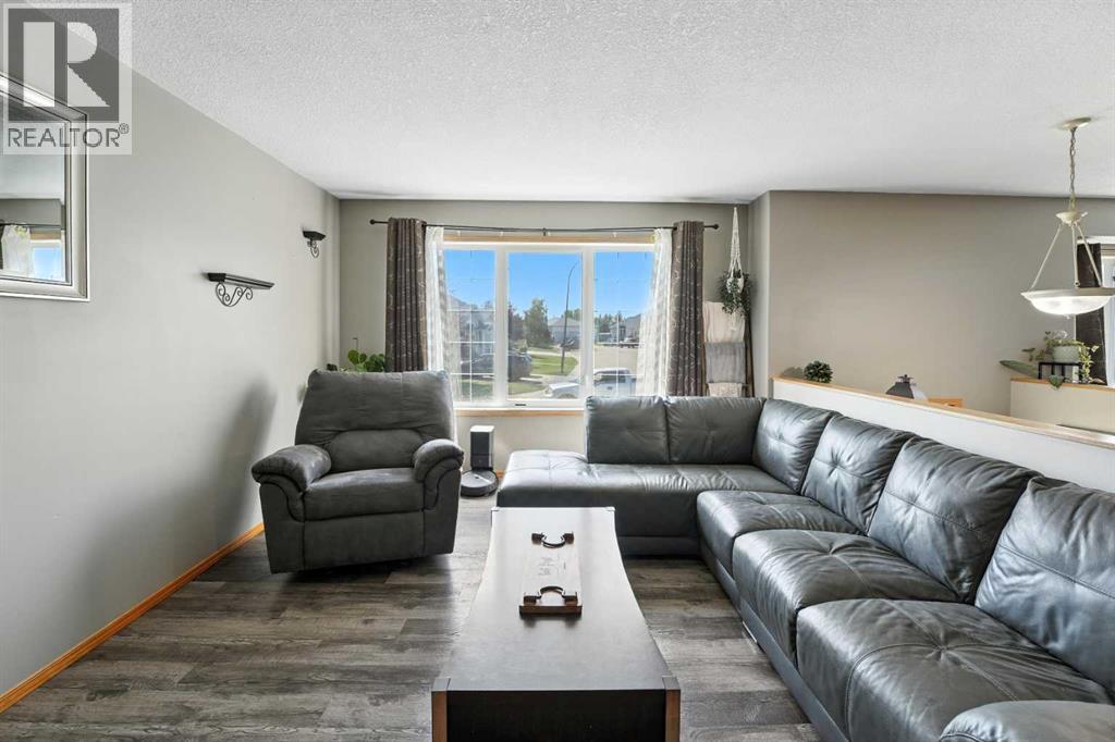 Photo 29 of 85 Obrien Crescent, Red Deer AB