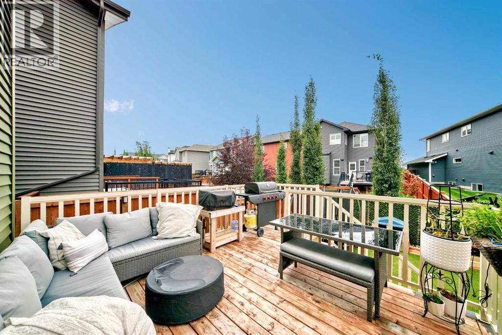 Photo 15 of 106 Kingfisher Crescent Se, Airdrie AB