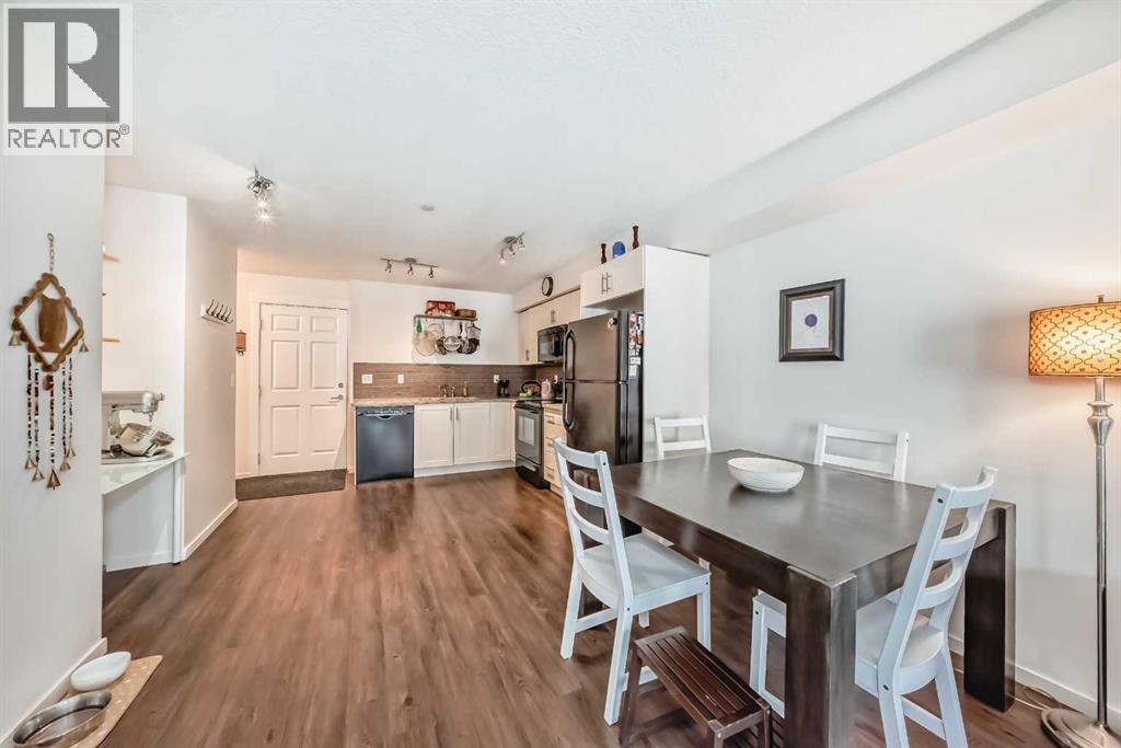 Photo 10 of 6315 755 Copperpond Boulevard Se, Calgary AB