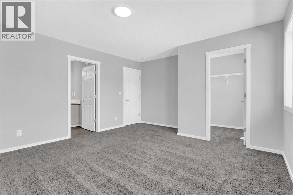 Photo 18 of 17 Southwinds Link Sw, Airdrie AB