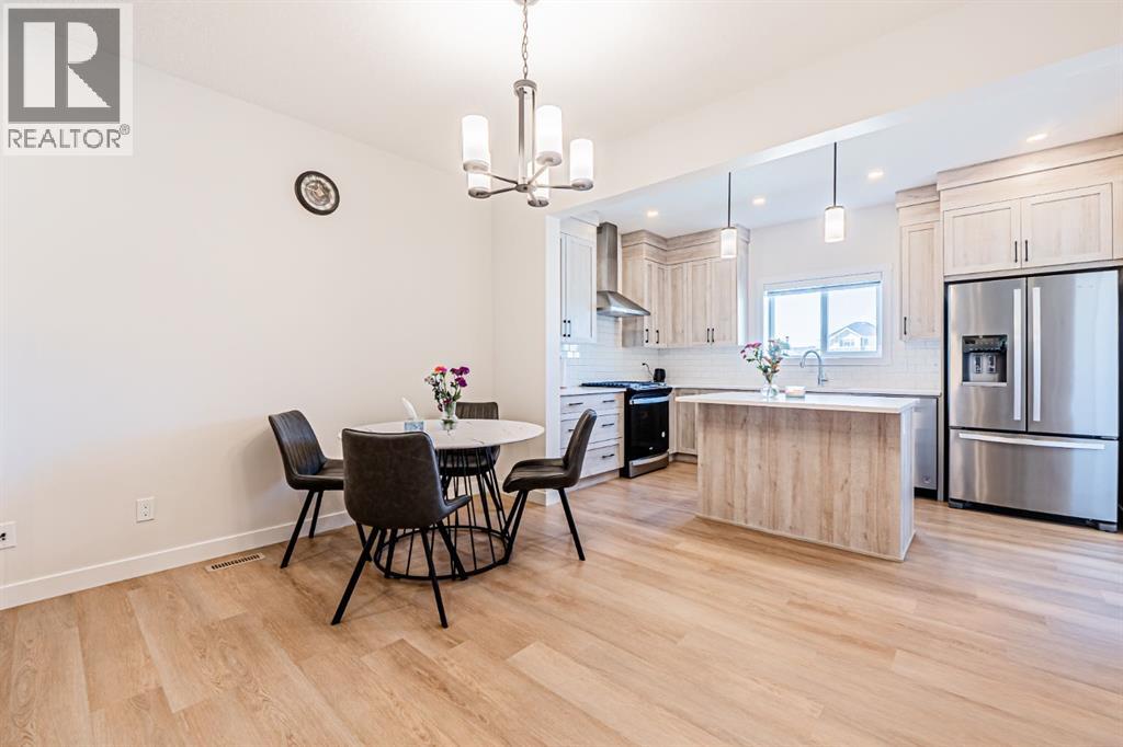 Photo 30 of 609 Baywater Manor Sw, Airdrie AB