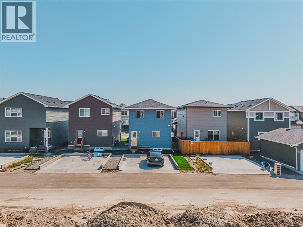 Photo 27 of 609 Baywater Manor Sw, Airdrie AB