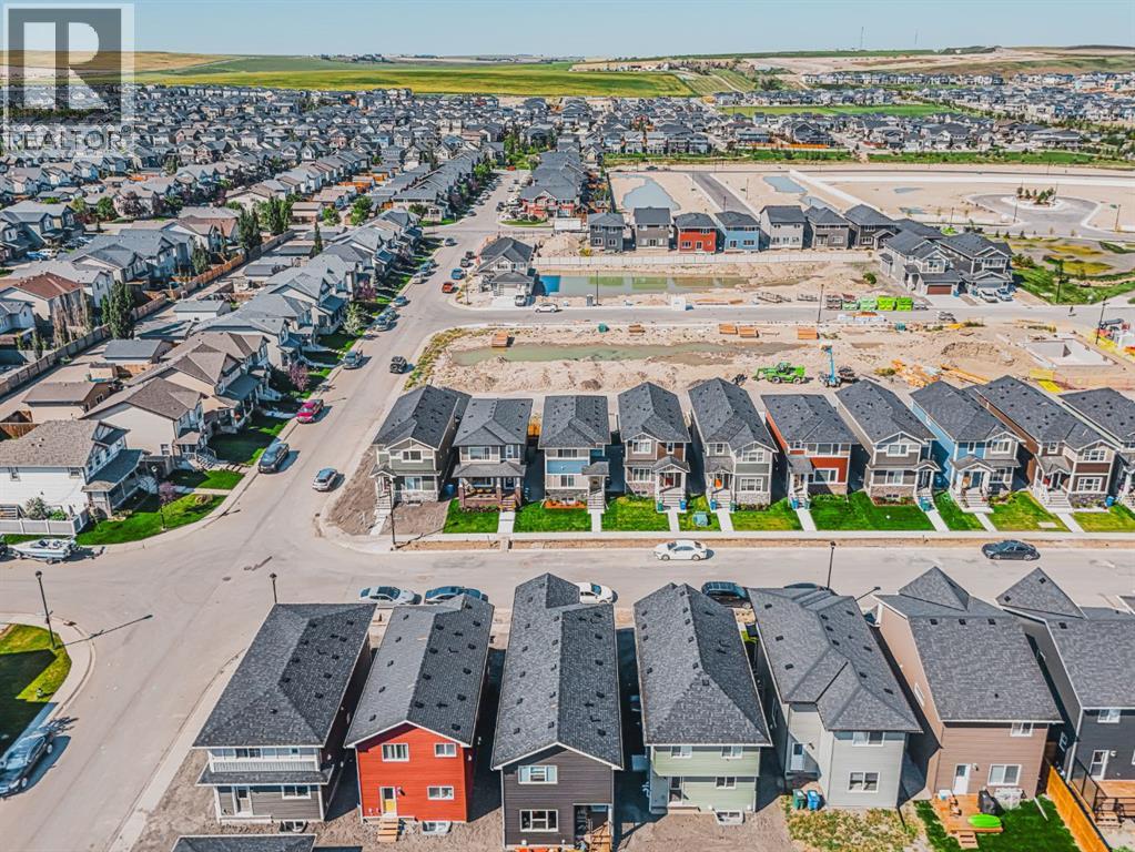 Photo 17 of 609 Baywater Manor Sw, Airdrie AB