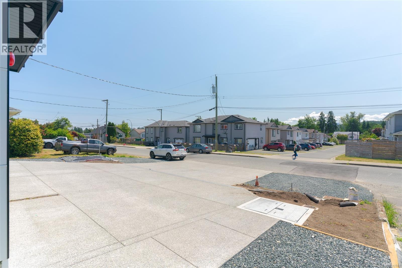 Photo 22 of 102 608 Sandy Crt, Nanaimo BC