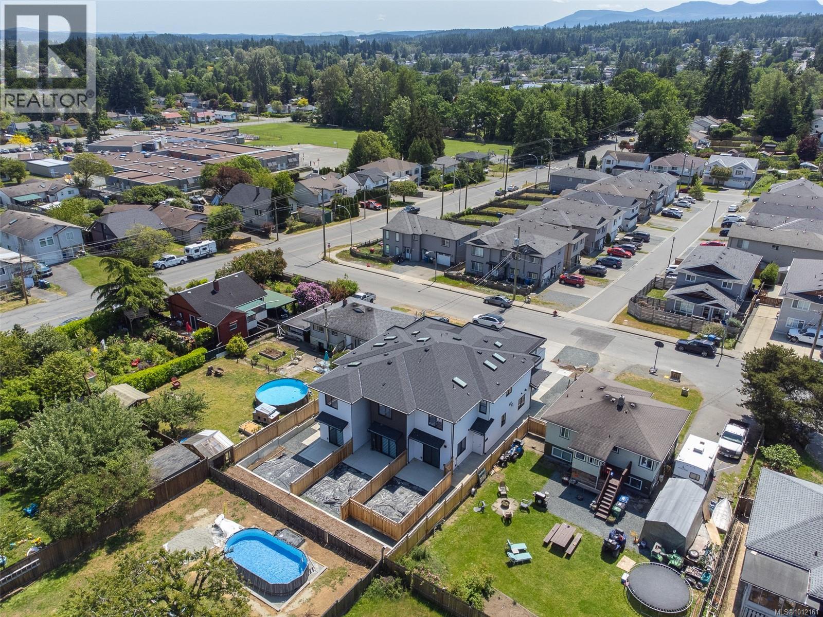Photo 14 of 102 608 Sandy Crt, Nanaimo BC