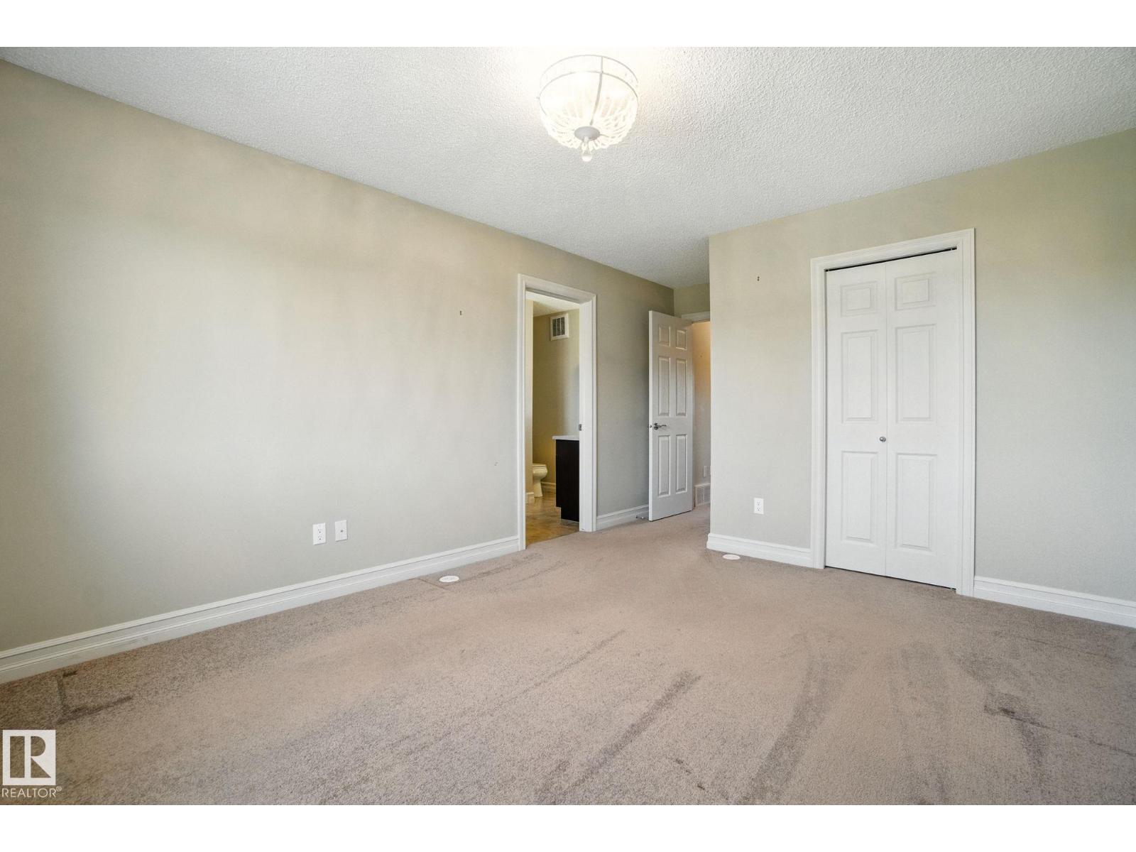 Photo 29 of 6815 Cardinal Li Sw, Edmonton AB