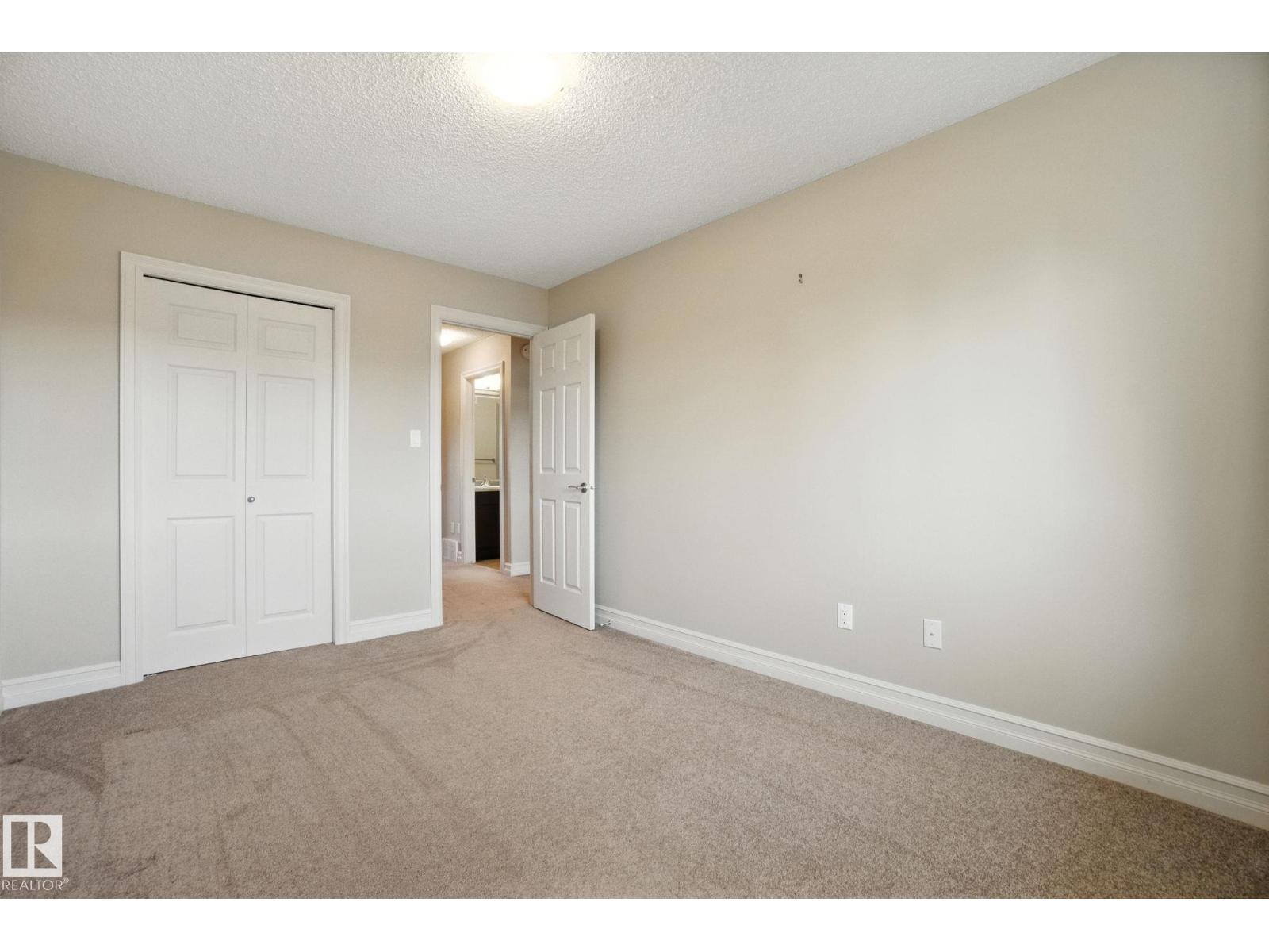 Photo 22 of 6815 Cardinal Li Sw, Edmonton AB