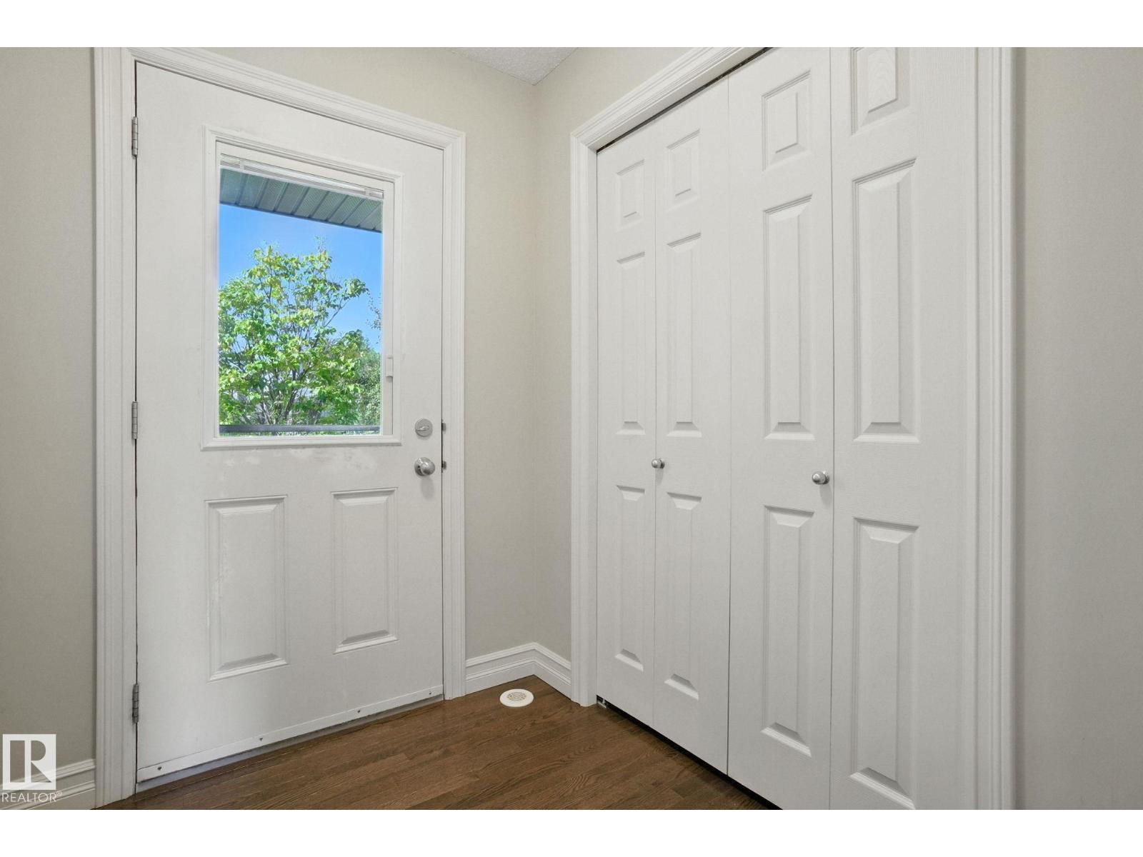 Photo 36 of 6815 Cardinal Li Sw, Edmonton AB