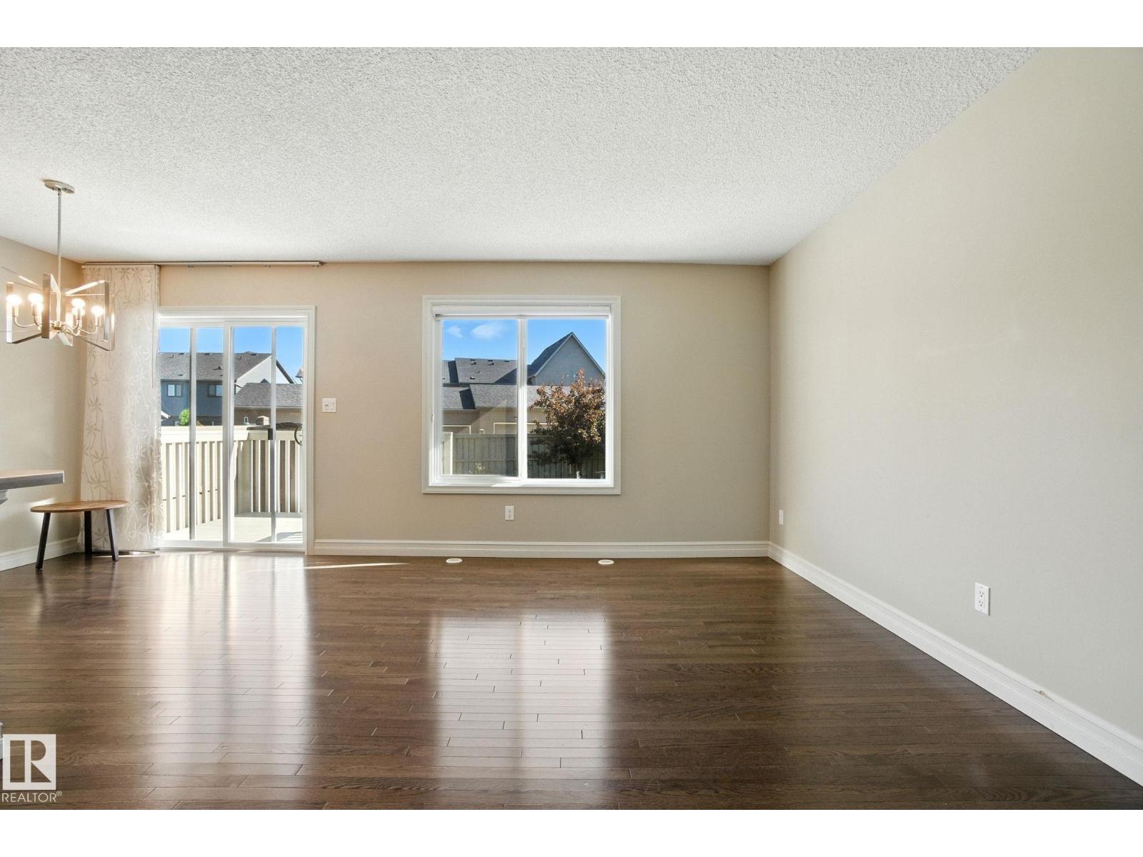 Photo 37 of 6815 Cardinal Li Sw, Edmonton AB