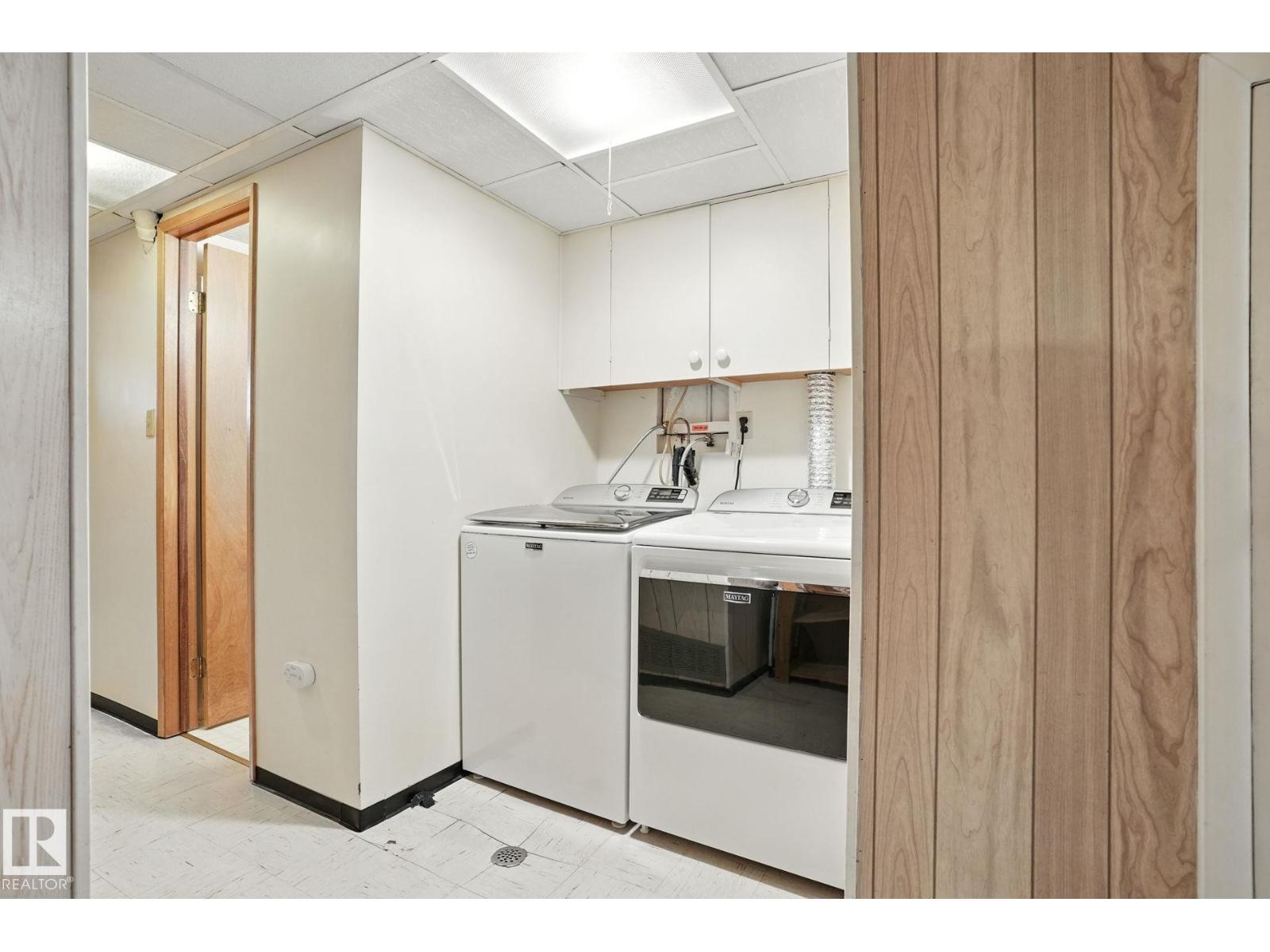 Photo 21 of 15956 110 B Av Nw, Edmonton AB