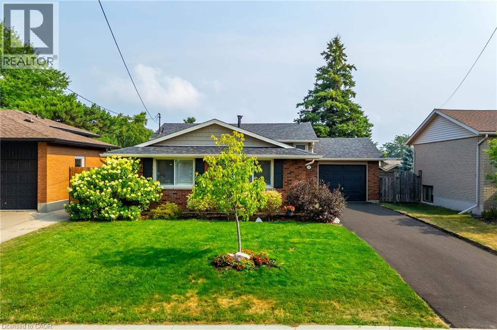 Photo 2 of 198 San Pedro Drive, Hamilton ON