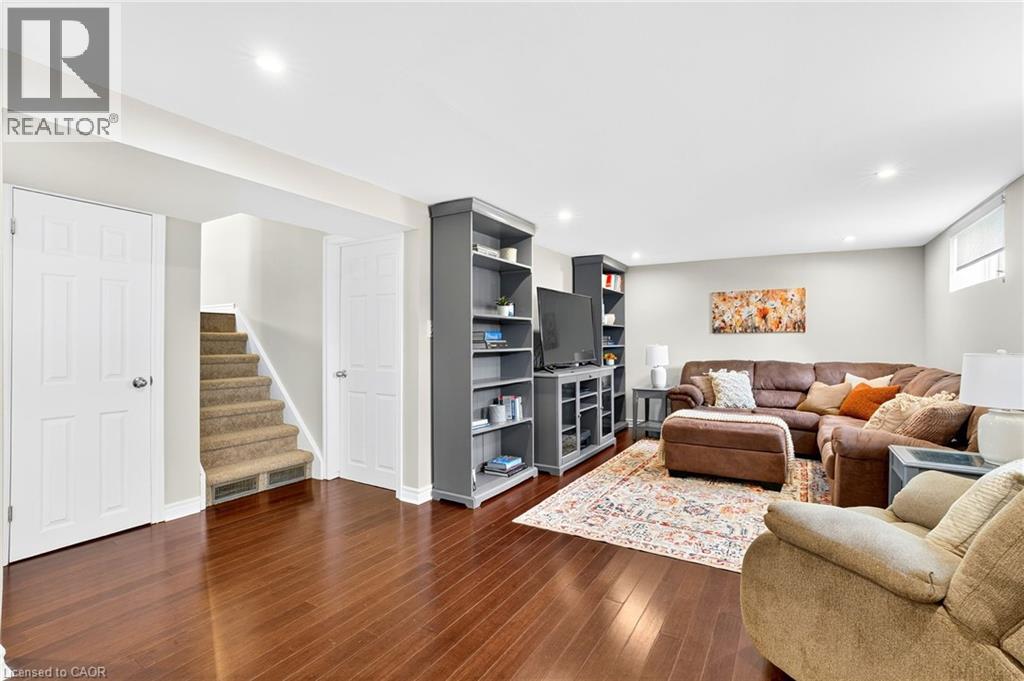 Photo 24 of 198 San Pedro Drive, Hamilton ON