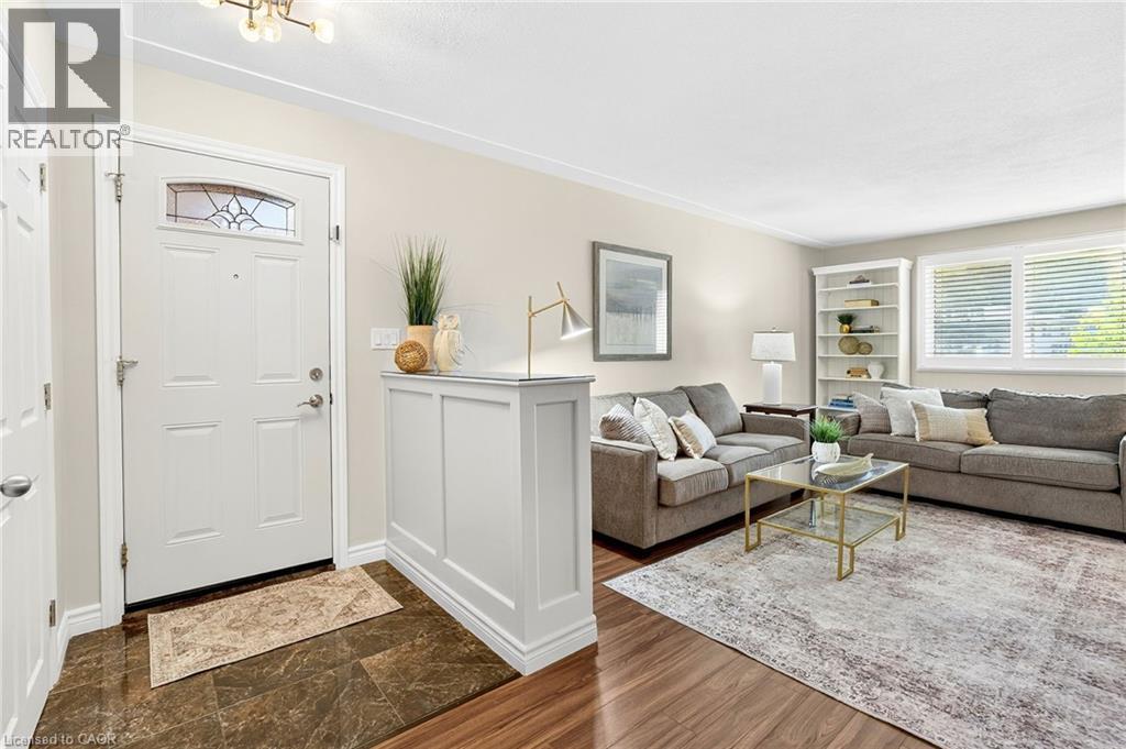Photo 6 of 198 San Pedro Drive, Hamilton ON