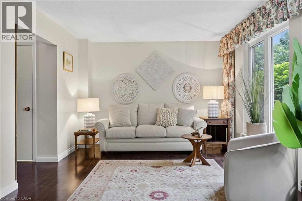 Photo 20 of 3084 Parkgate Crescent, Burlington ON