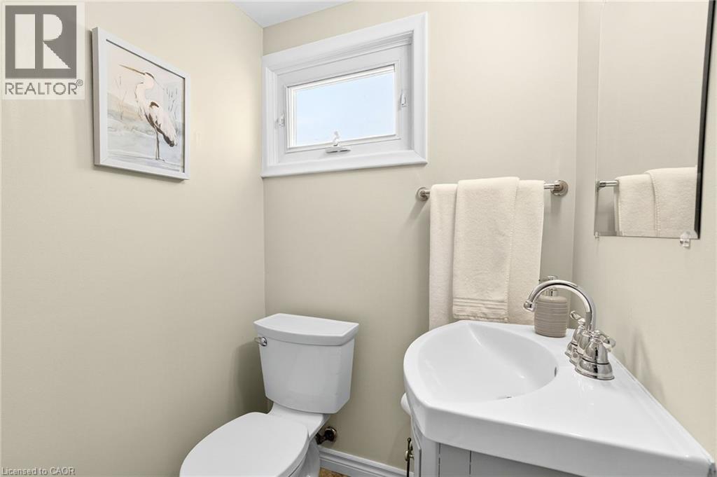 Photo 27 of 198 San Pedro Drive, Hamilton ON