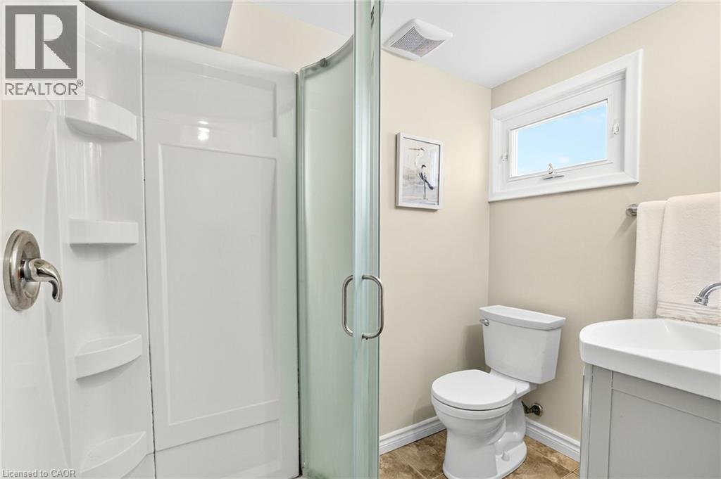 Photo 28 of 198 San Pedro Drive, Hamilton ON