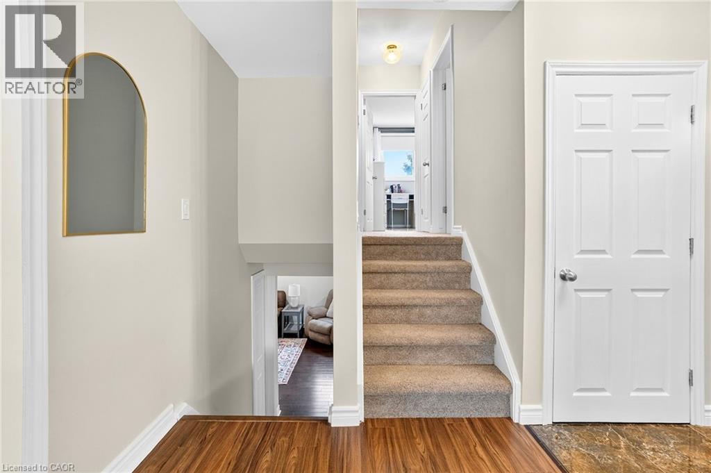 Photo 15 of 198 San Pedro Drive, Hamilton ON