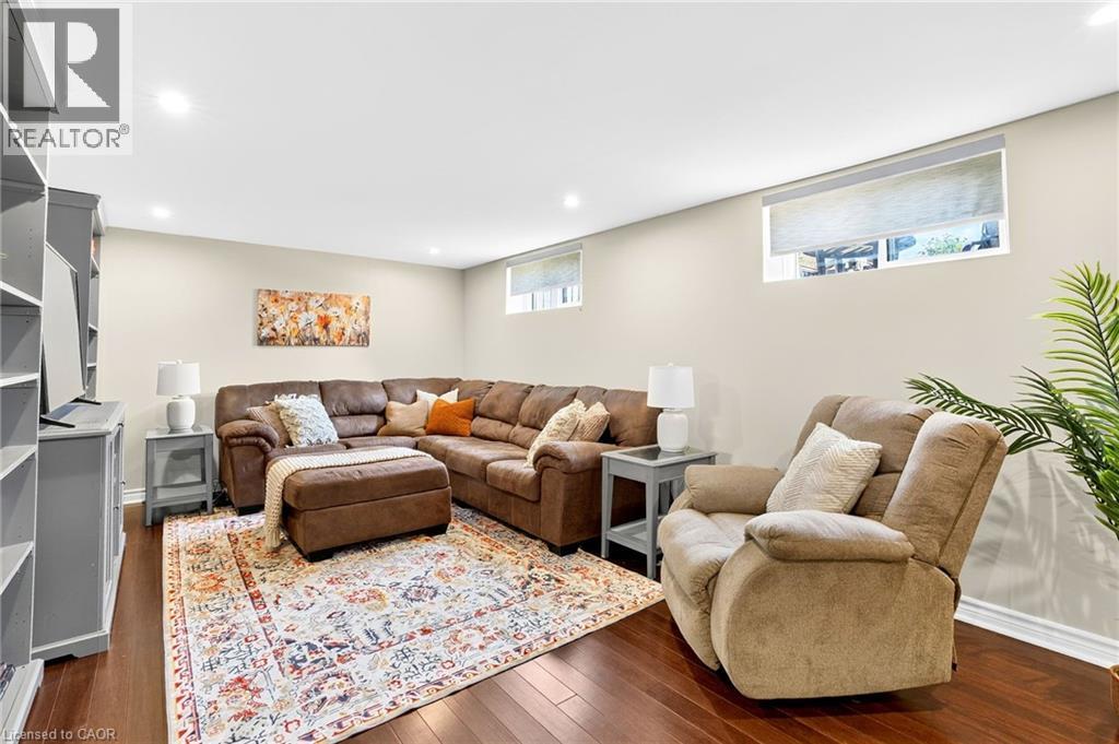 Photo 25 of 198 San Pedro Drive, Hamilton ON