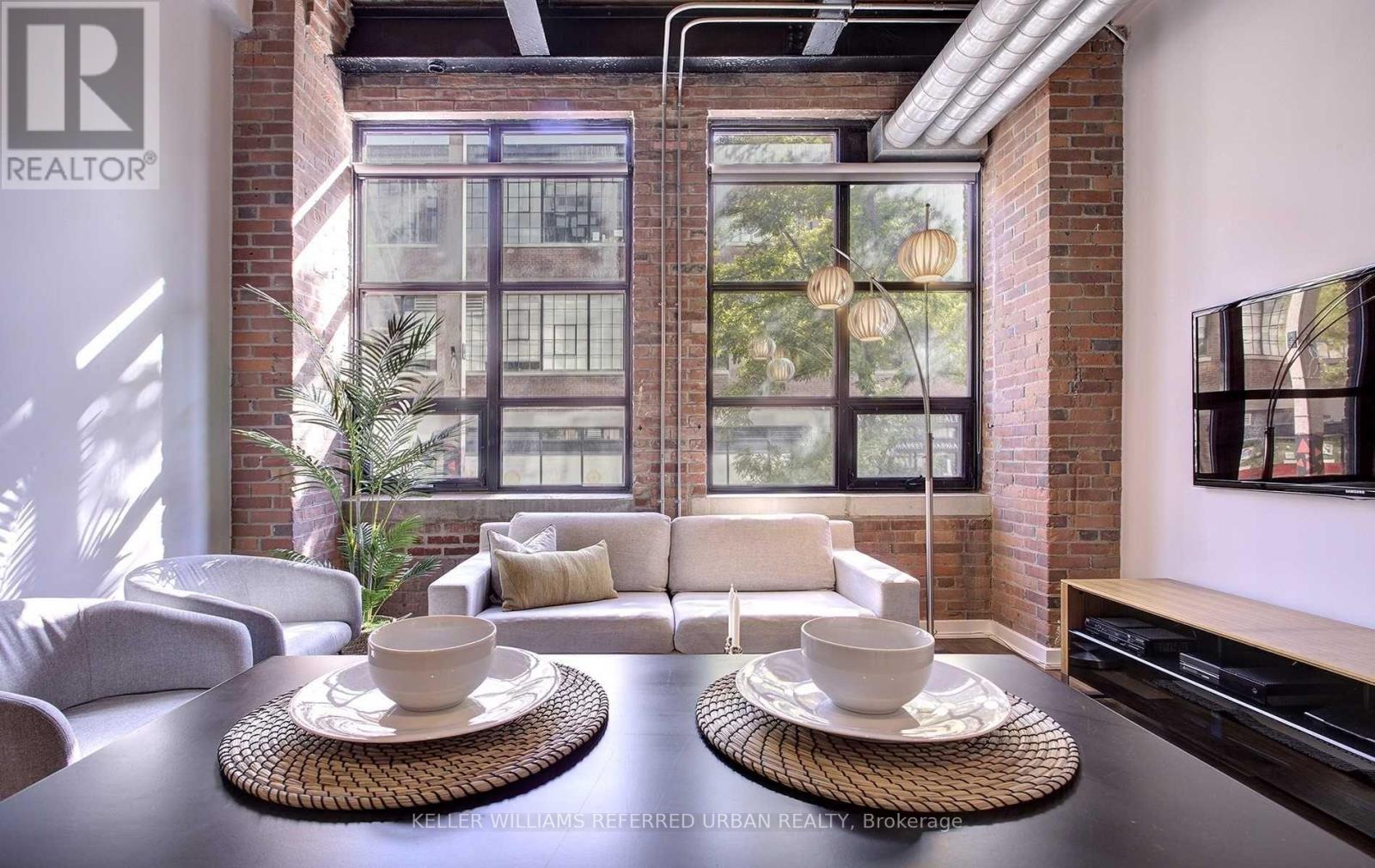 Photo 8 of 112 43 Hanna Avenue, Toronto ON