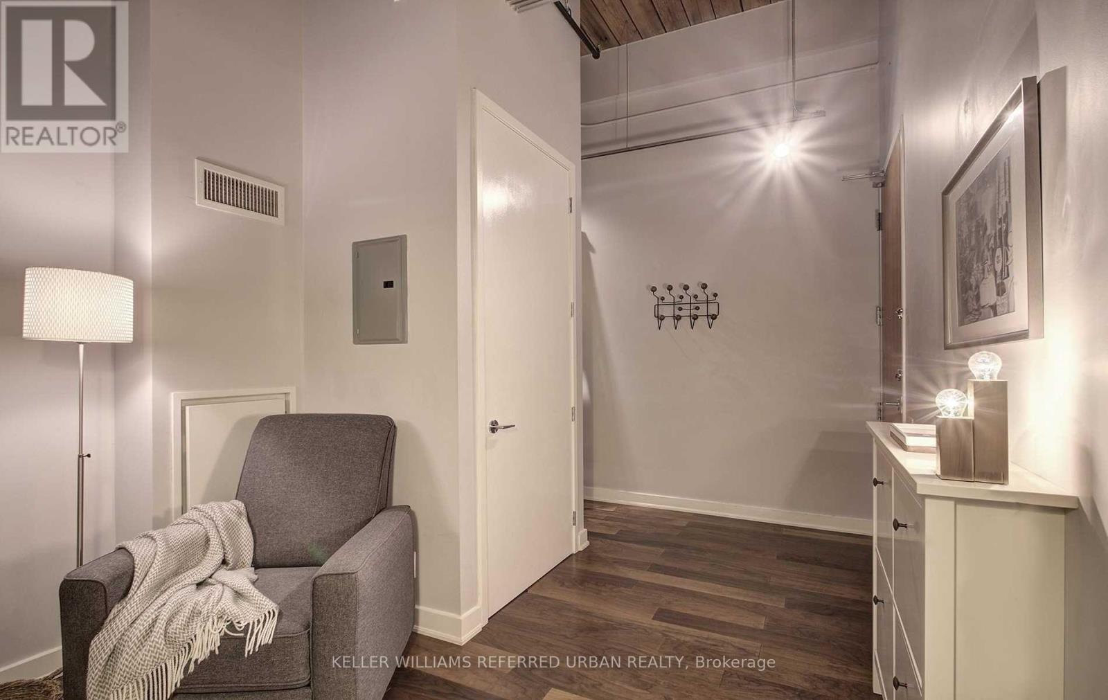 Photo 2 of 112 43 Hanna Avenue, Toronto ON