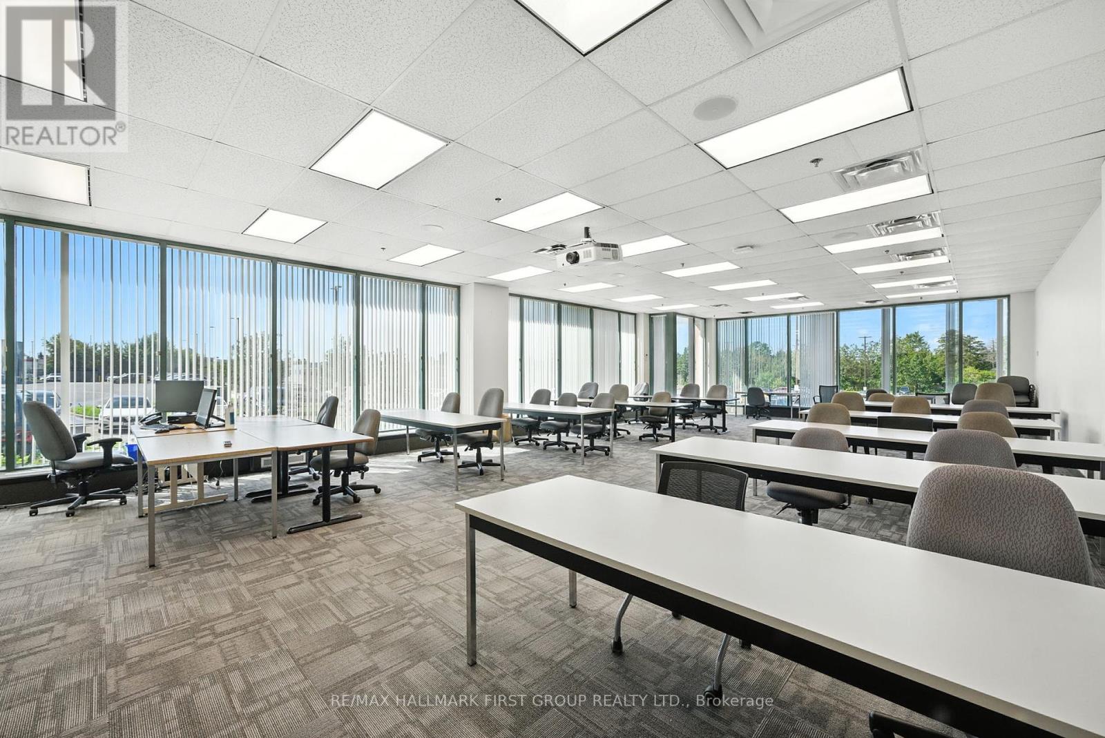 Photo 4 of 600 700 230 Westney Road S, Ajax ON