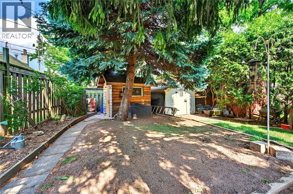 Photo 7 of 593 Braemore Road, Burlington ON