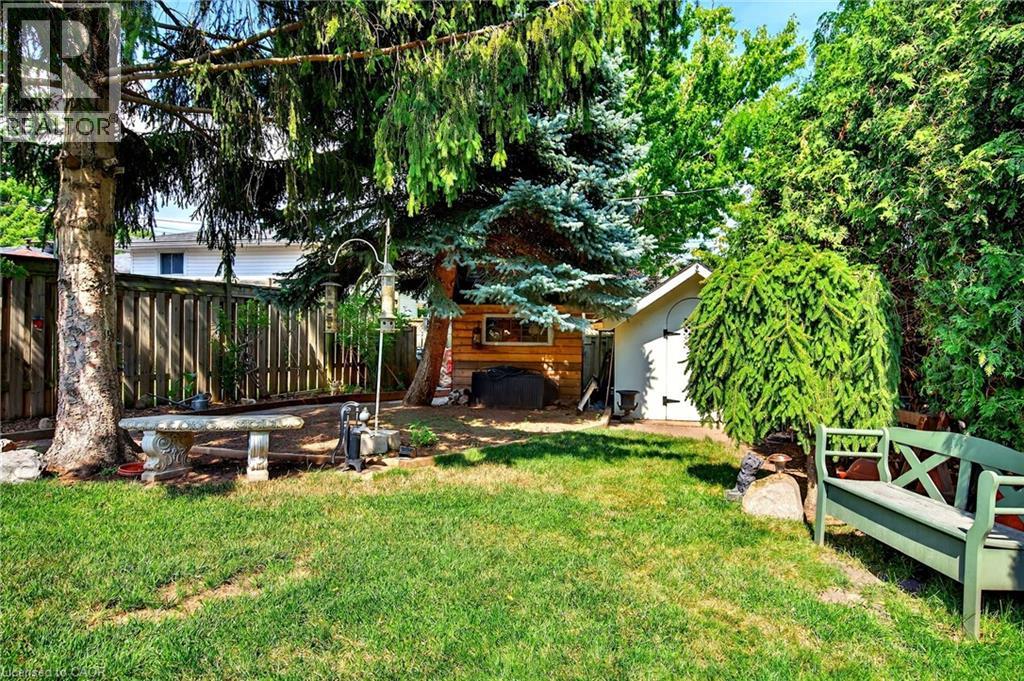 Photo 12 of 593 Braemore Road, Burlington ON