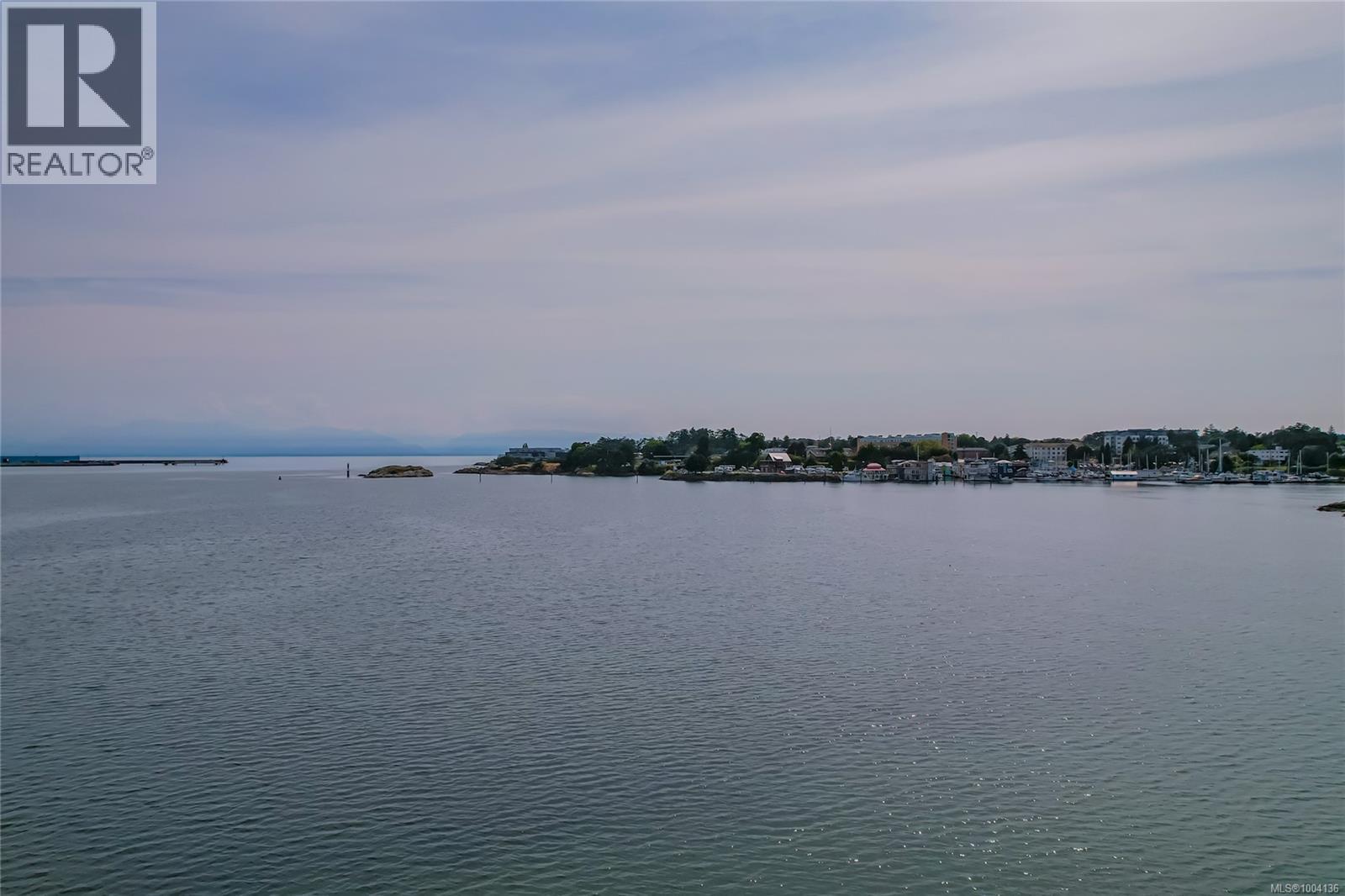 Photo 8 of 505 325 Maitland St, Victoria BC