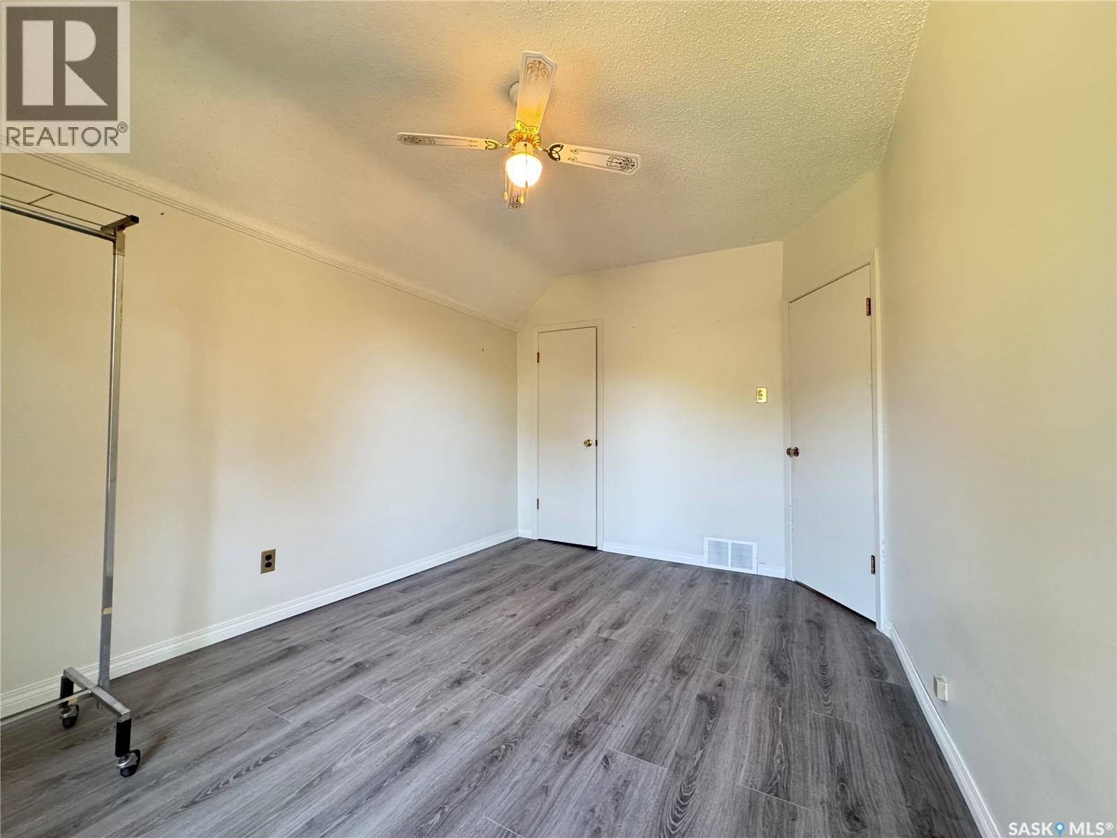 Photo 5 of 1328 Retallack Street, Regina SK