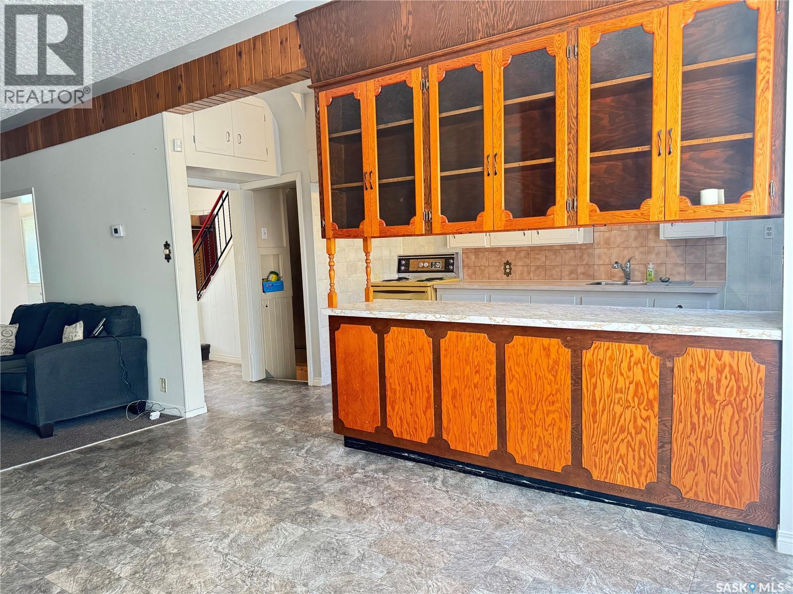 Photo 10 of 1328 Retallack Street, Regina SK