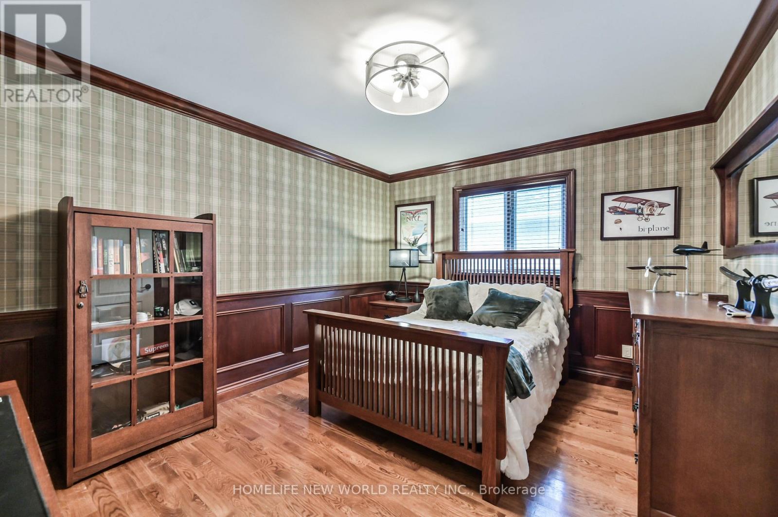 Photo 35 of 46 El Dorado Street, Richmond Hill ON