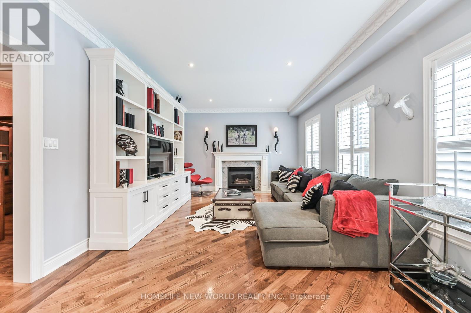 Photo 25 of 46 El Dorado Street, Richmond Hill ON
