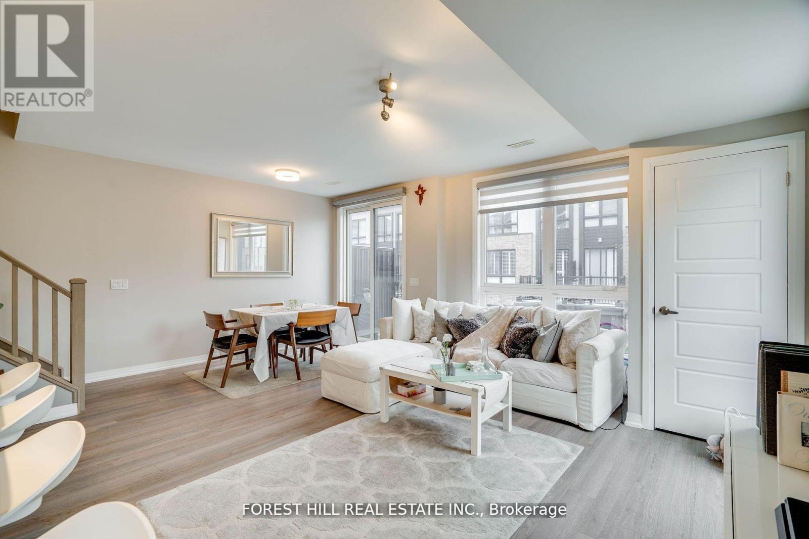 Photo 8 of 208 1210 Main Street E, Milton ON