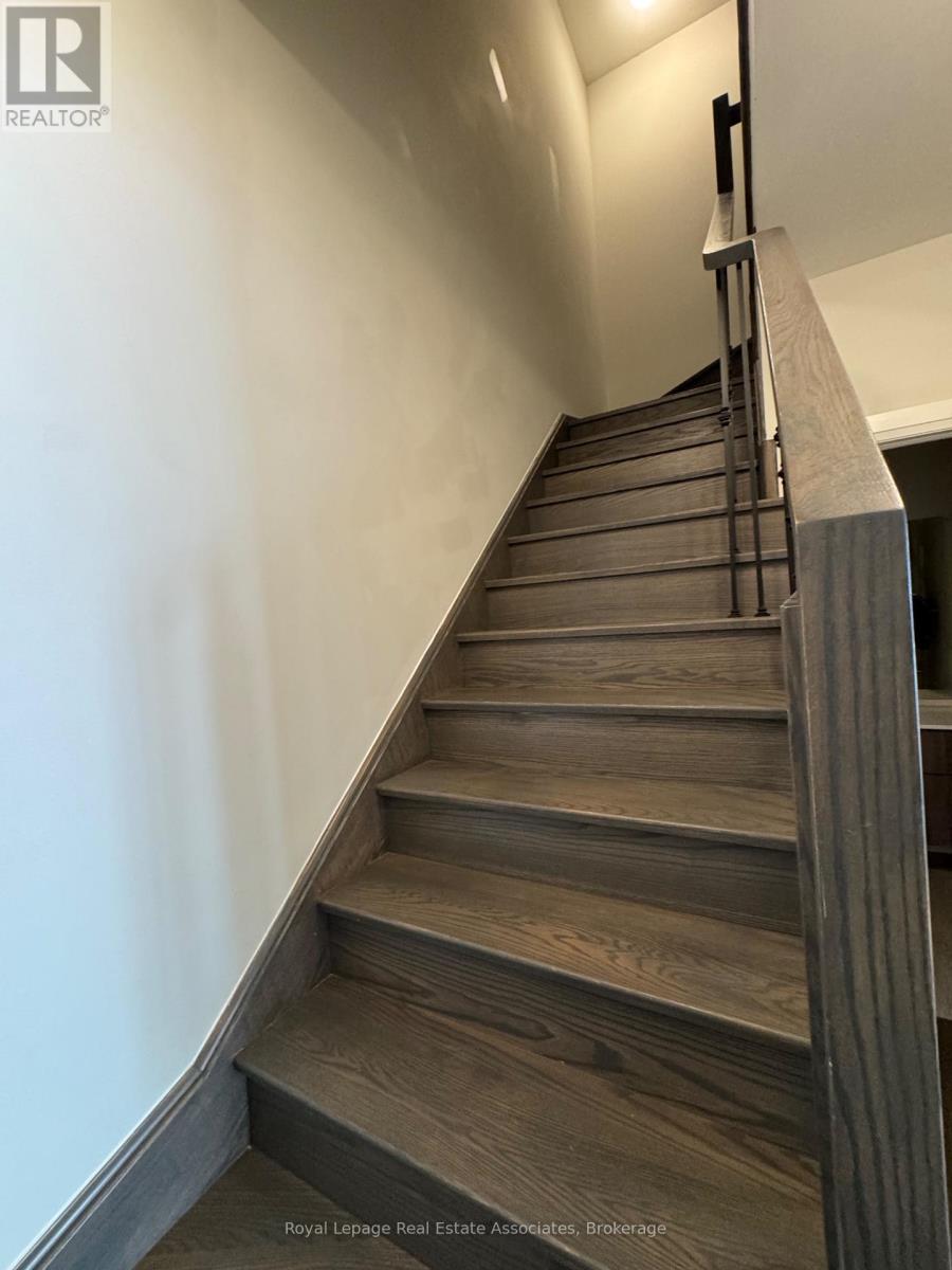 Photo 16 of 10 95 Brookfield Road, Oakville ON